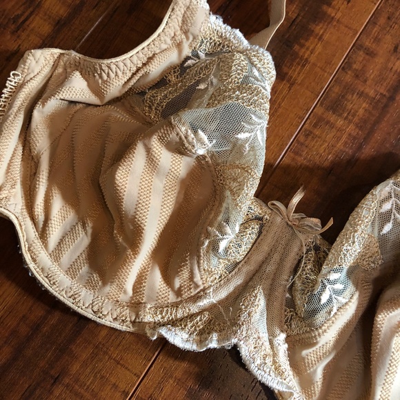 Vintage Chantelle Embroidery Underwire Lace Bra 34C - Picture 2 of 4